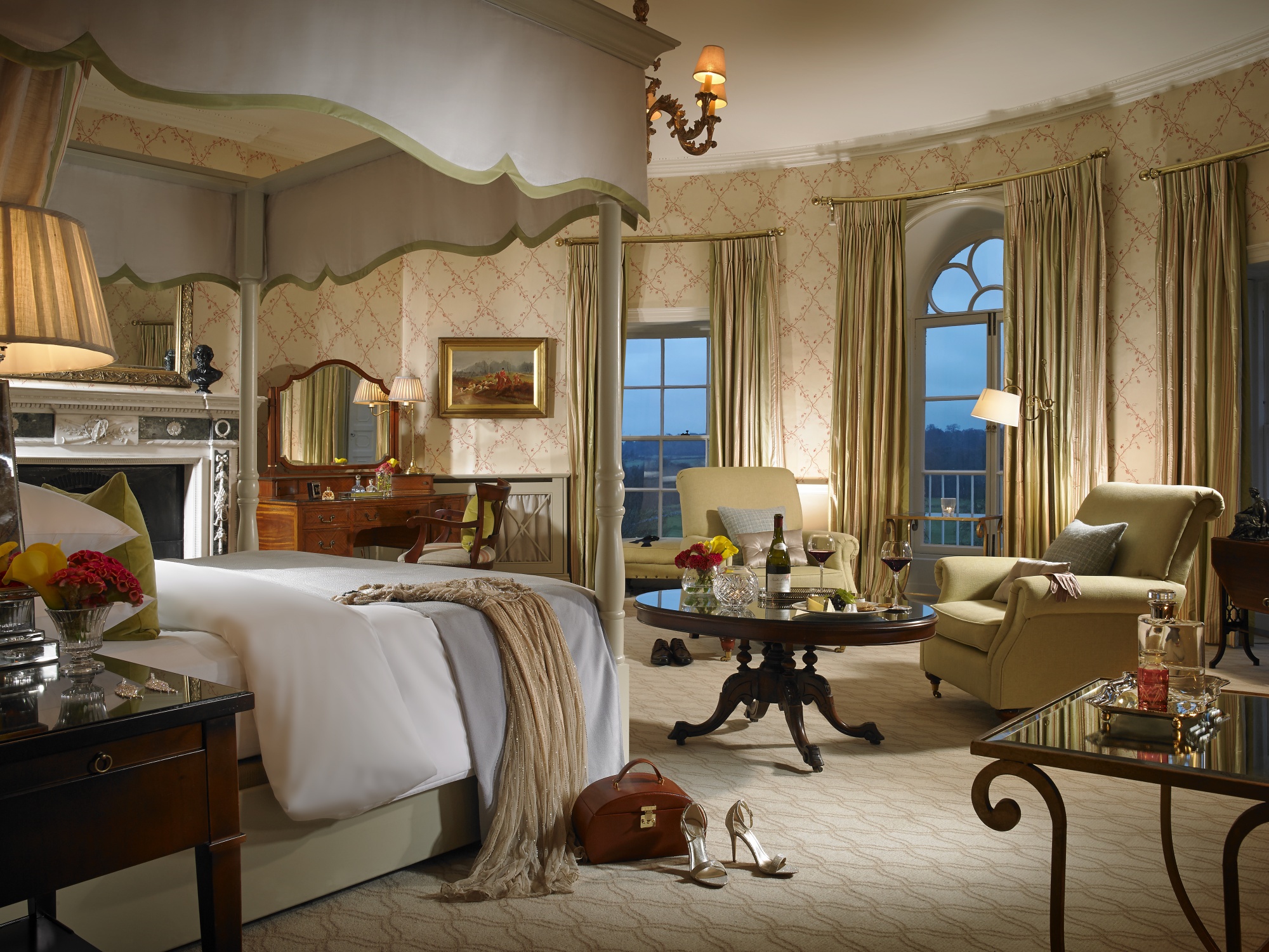 One Night Escape in the Manor House