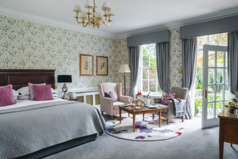 feature image Manor House Suite