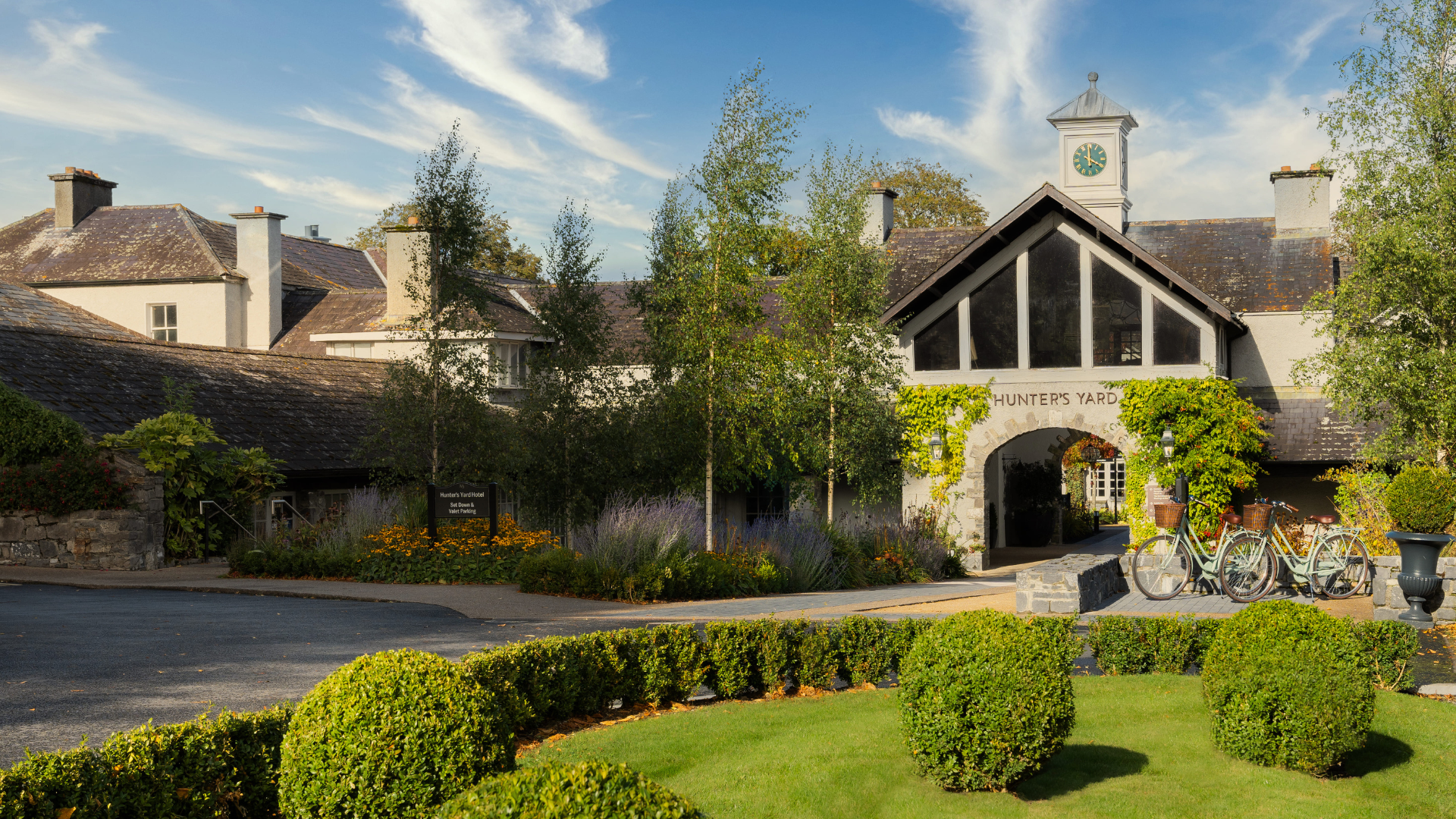 Spring Promise at Hunters Yard – DINNER BED AND BREAKFAST – FROM €169 per person sharing