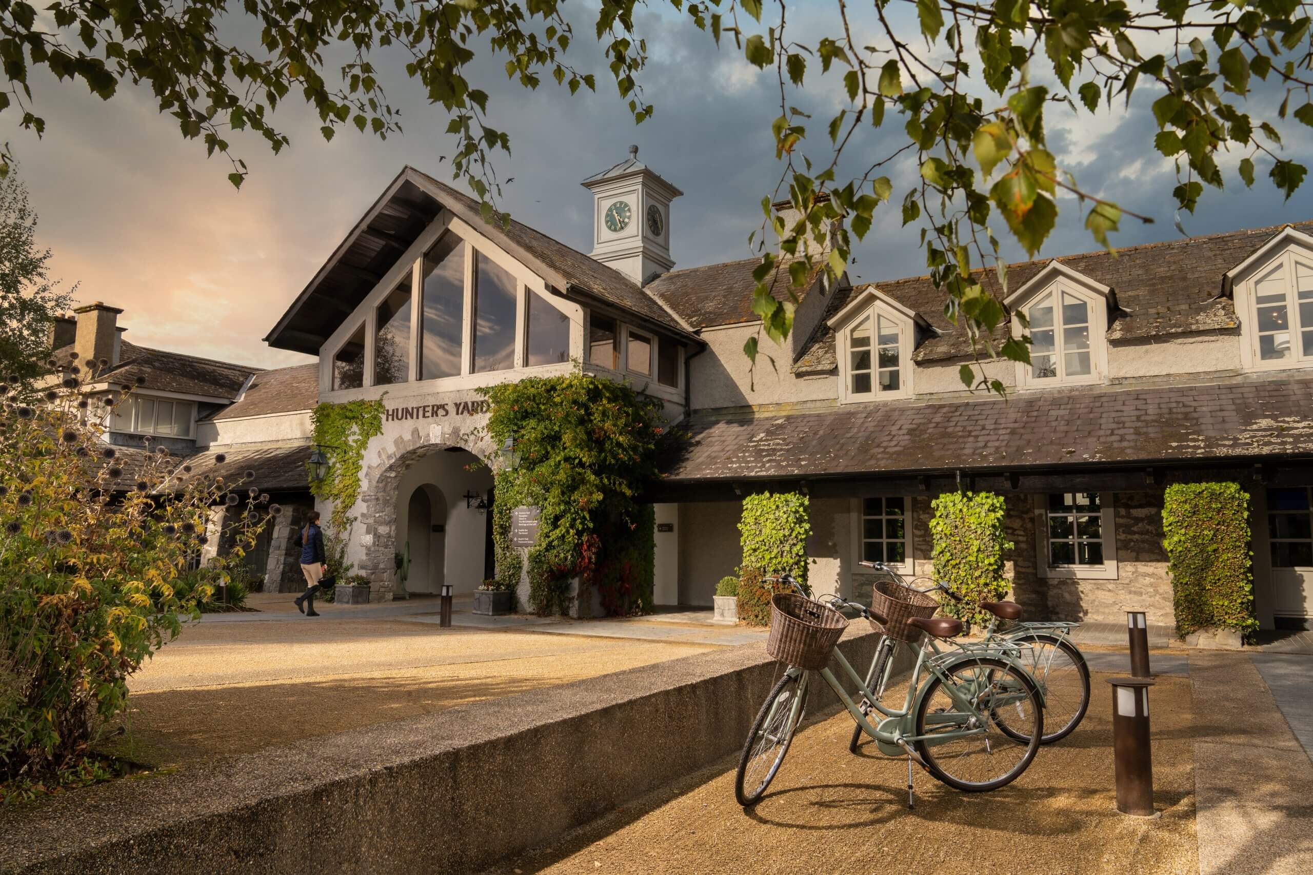 Hunter's Yard exterior